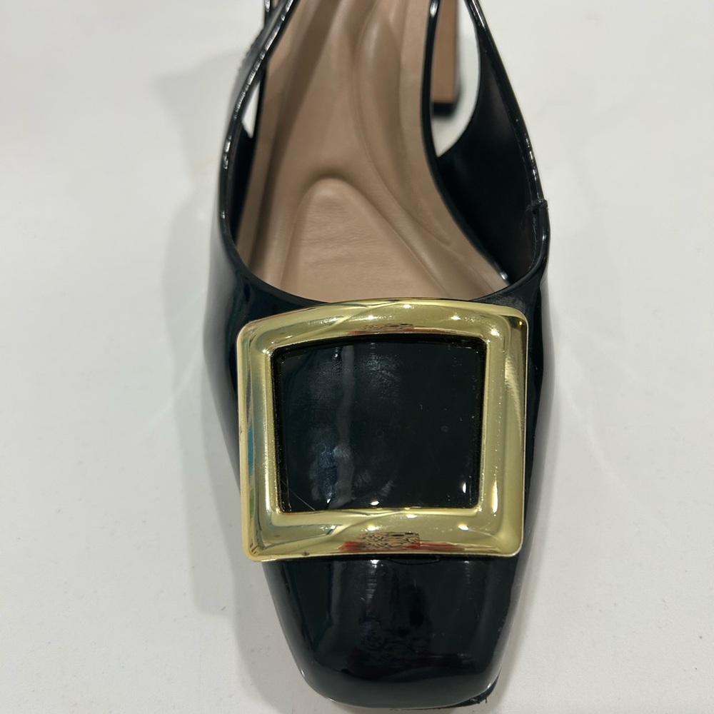 ANTONIO MELANI Black and Gold Heels with Elegant Design